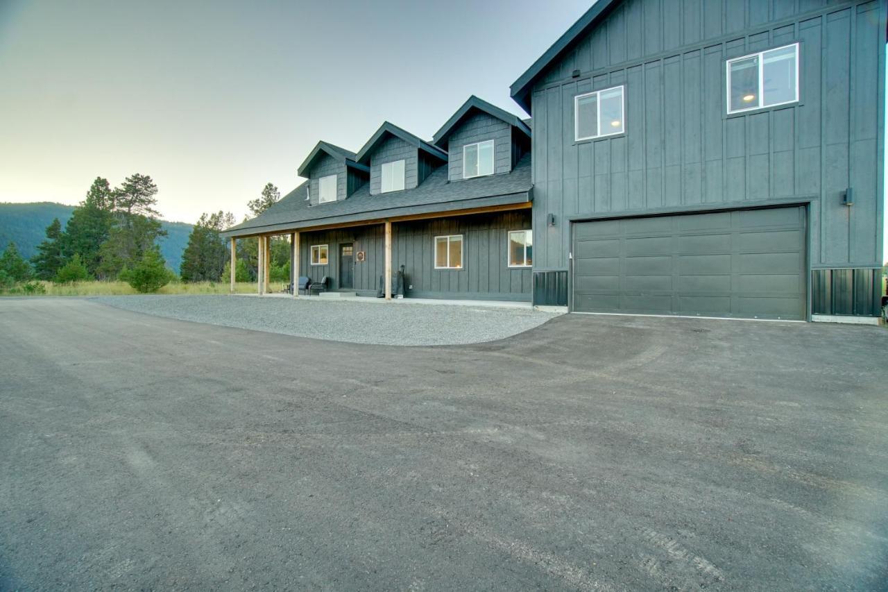 Modern Donnelly Cabin With Private Hot Tub Villa Exterior photo